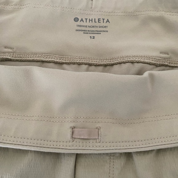 Athleta Trekkie North Short -woman’s Size12 - Picture 9 of 13